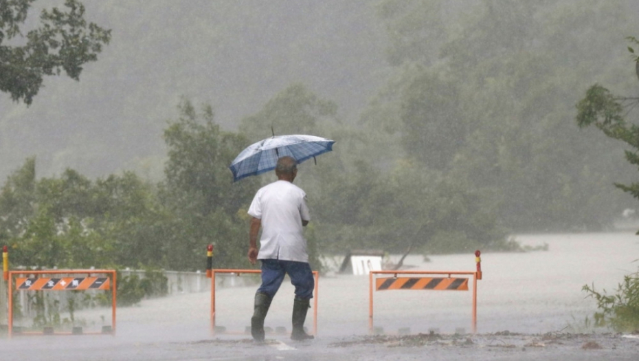 Tajfun u Japanu odneo dva života