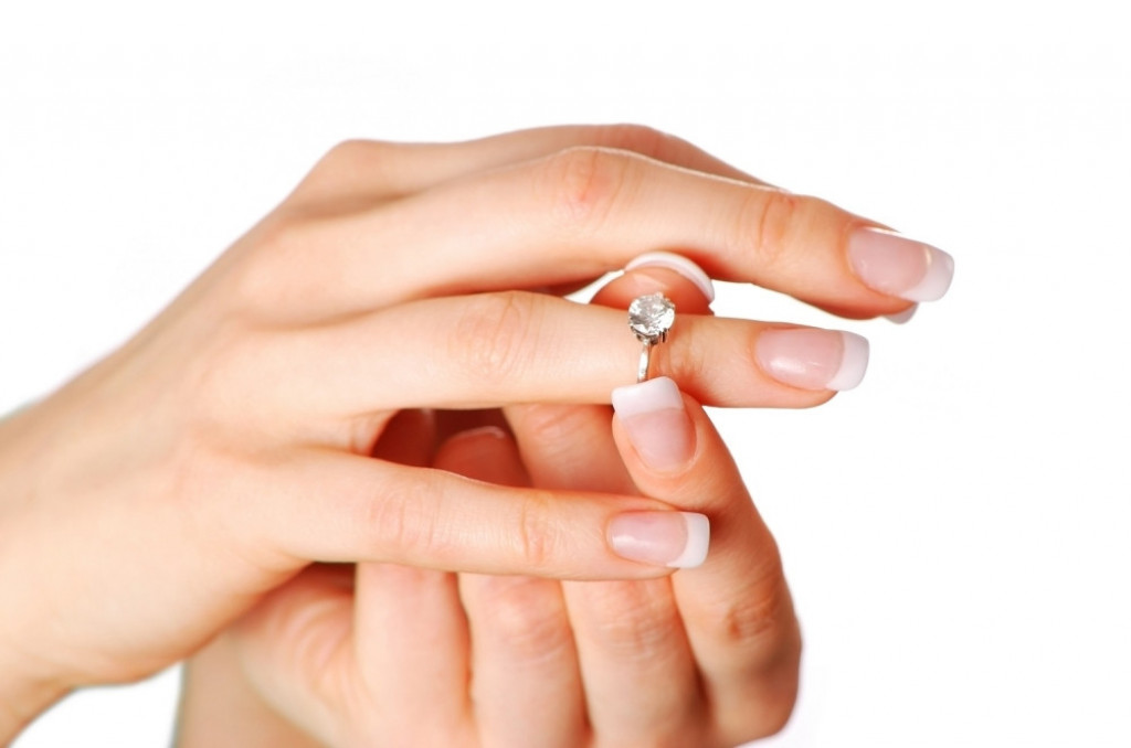 Prsten sa dijamantom dragim kamenom Verenički prsten