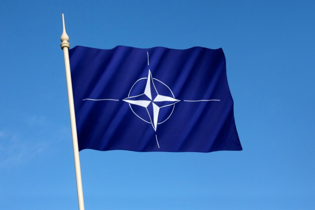 NATO zastava