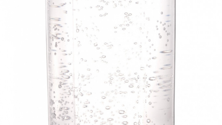 Mineralna Kisela voda Čaša mineralne kisele vode