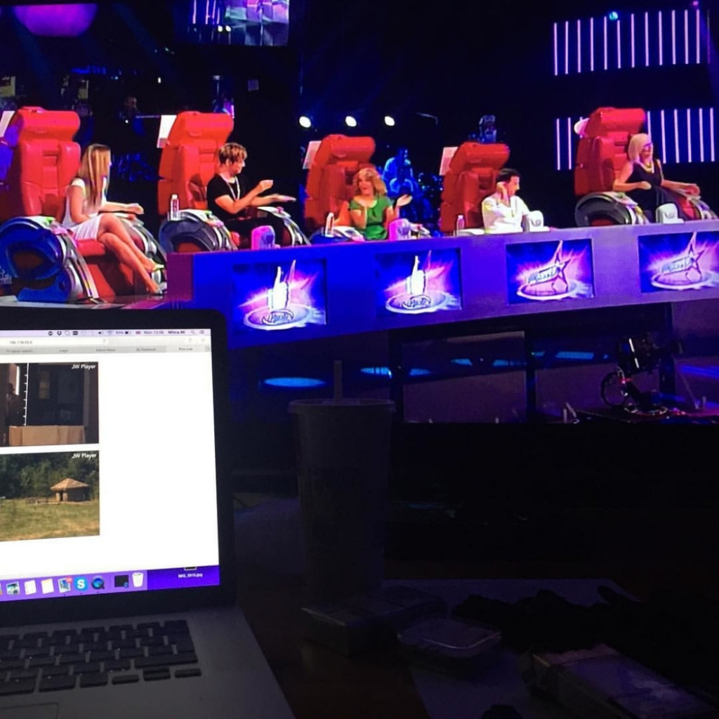 Pinkove zvezdice žiri