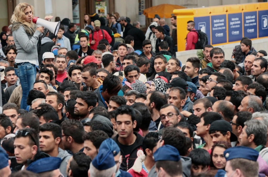 Budimpešta Železnička stanica Keleti Mađarska Izbeglie Migranti