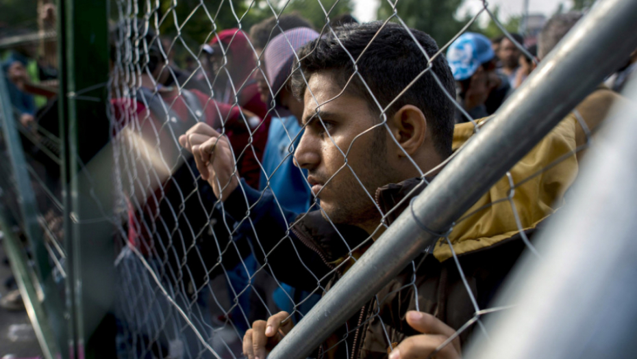 Izbeglice došle do Mađarske ograde, alid alje ne mogu
