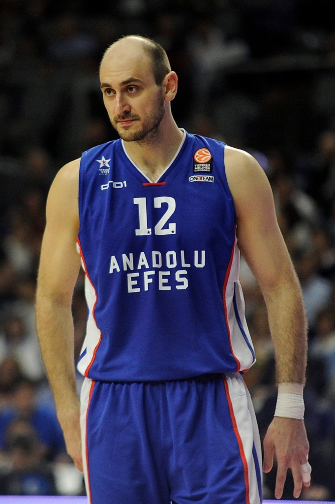 Nenad Krstić