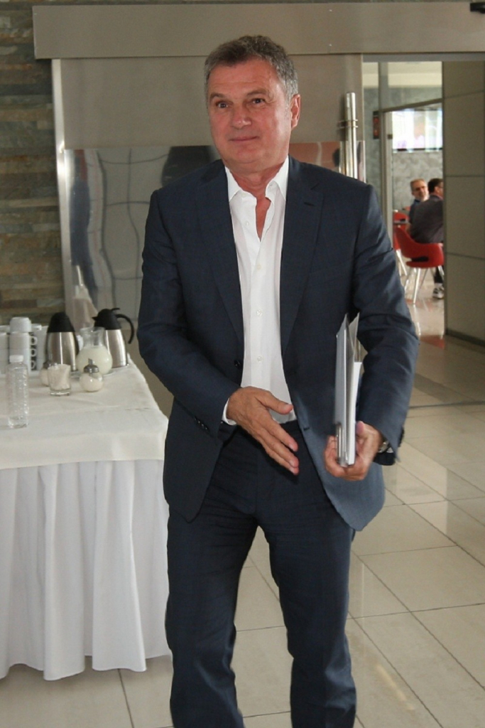 Ljubiša Tumbaković