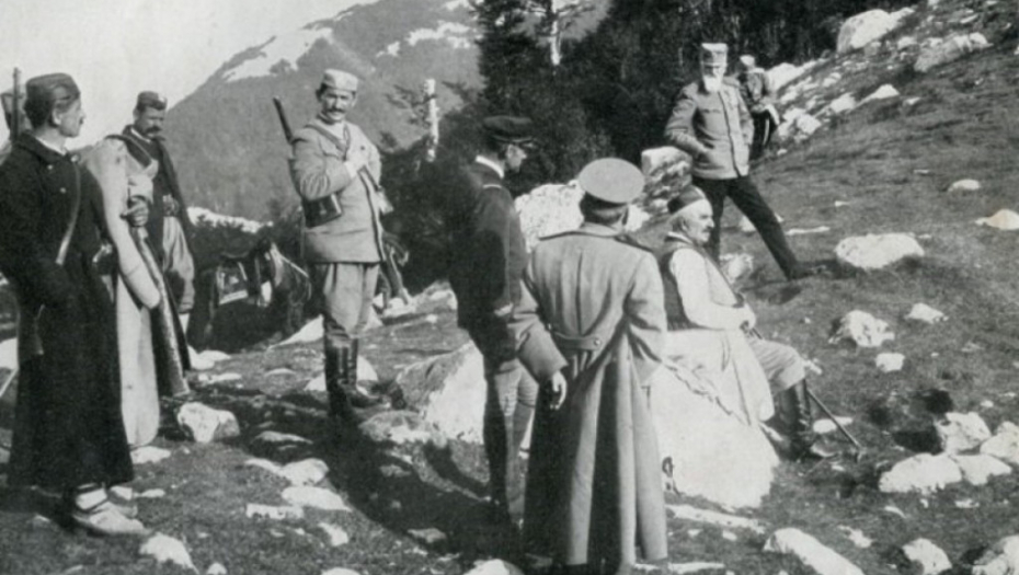 Kralj Nikola sa načelnikom štaba crnogorske Vrhovne komande