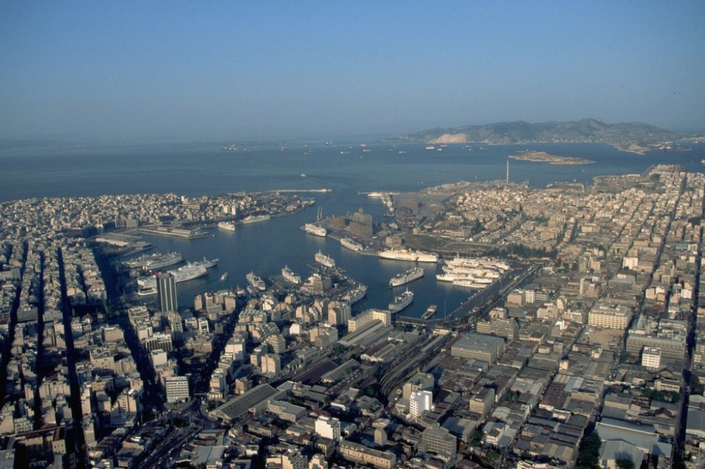 Atina Grčka luka Pirej