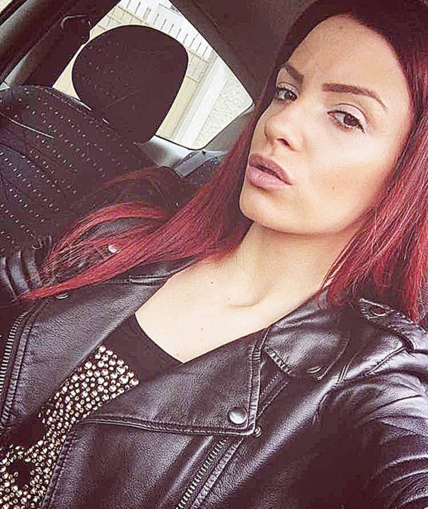 Jovana studira pravo i veoma je društvena