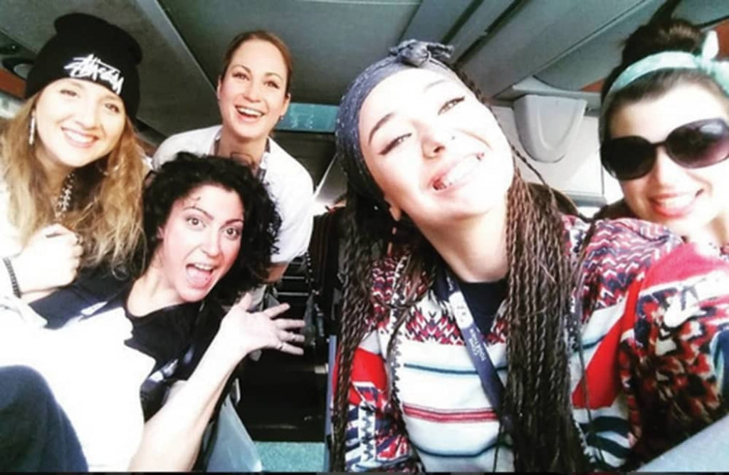 Sanja apsolutno nema tremu i jedva čeka da izađe na binu