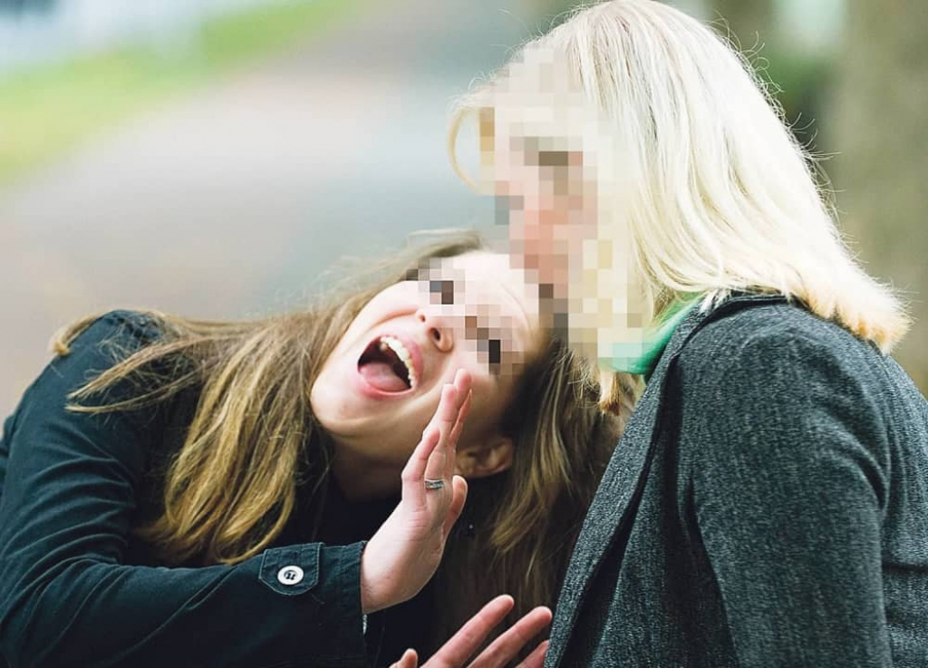 Prepirka prerasla u čupanje, grebanje i šamaranje