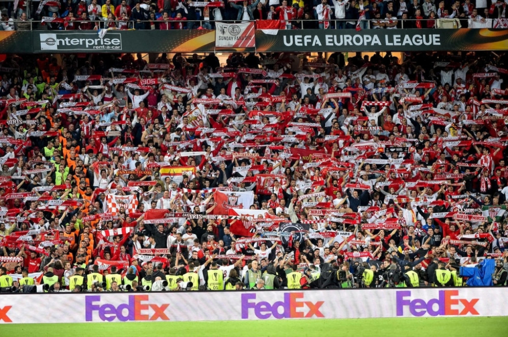 Navijači Liverpula i Sevilje isterali lovu iz džepa