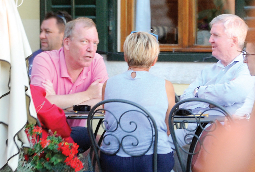 Na ručku sa prijateljima