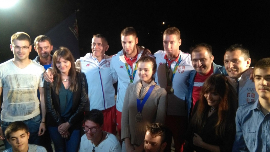 Olimpijci iz Rija sa pobednicima olimpijcima znanja