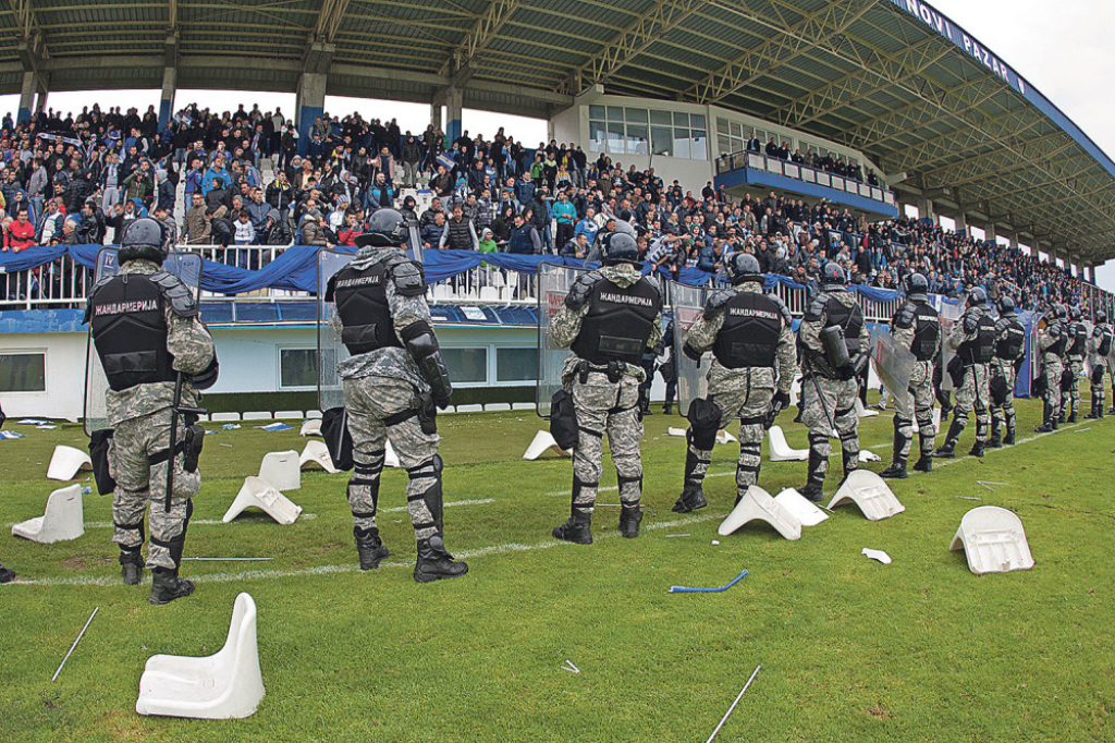 Žandarmerija često ima pune ruke posla na mečevima Novog Pazara