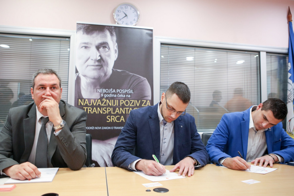 Odbornici Opštine Palilula potpisali donorske kartice