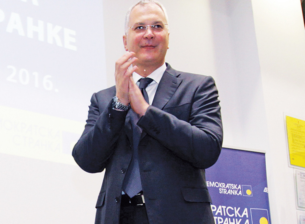 „Izgledaš mi kao lutkica iz Trsta“: Šutanovac