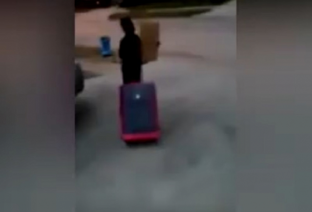 Izbacila sina iz kuće