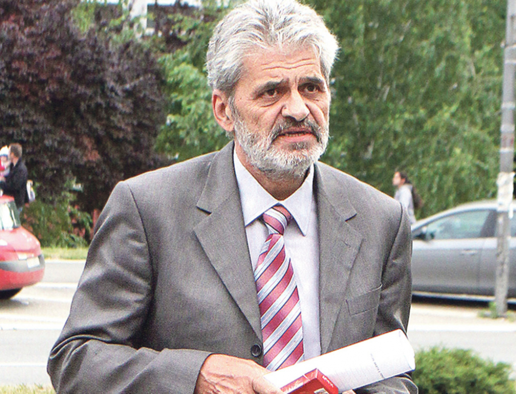 Ti si deo radikalskih snova