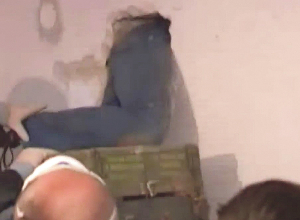 Jedan od uhapšenih pokušao da pobegne kroz rupu u zidu
