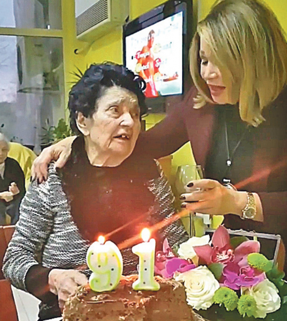 Ćerke se ne seća, ali njenih pesama da: Anđelija i Neda