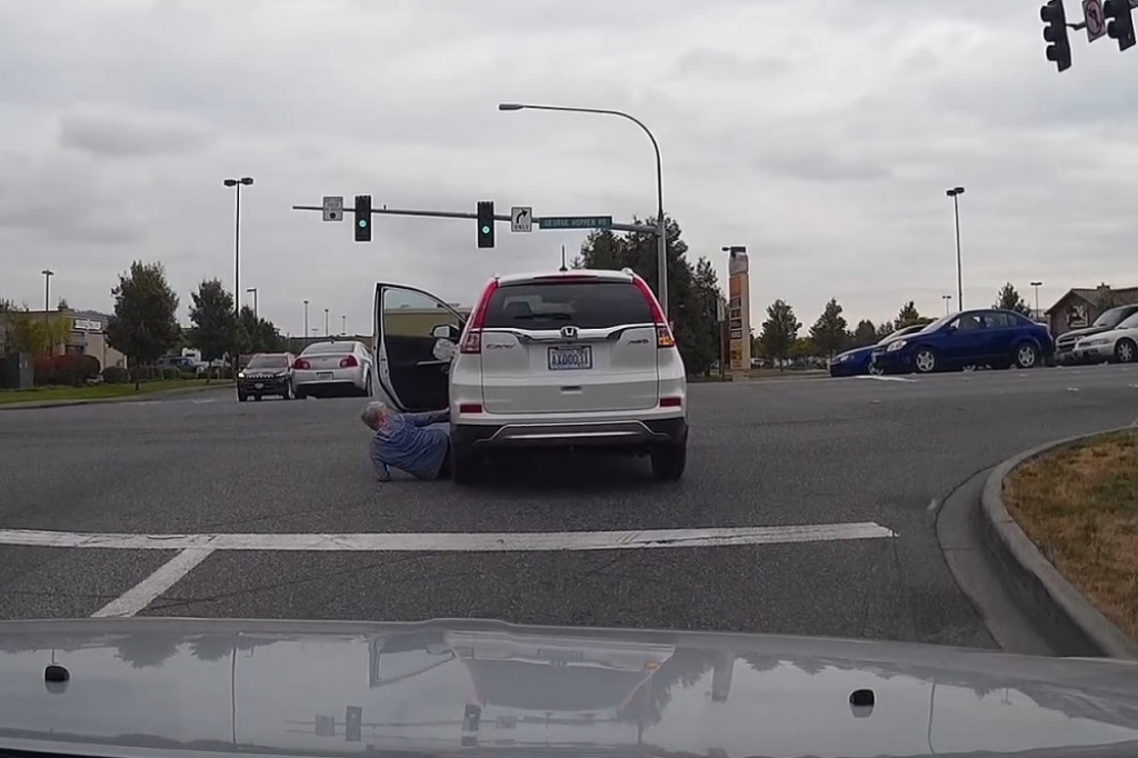 Ženu pregazio njen automobil