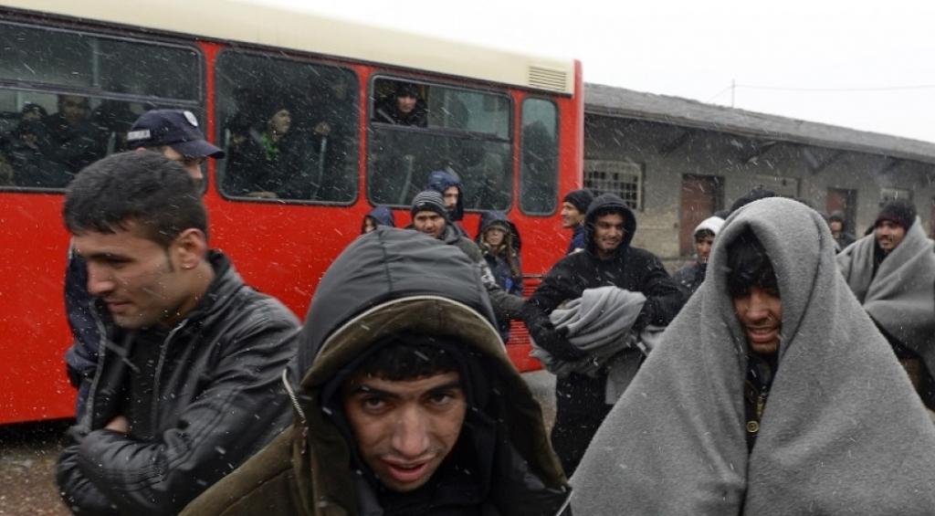 Migranti su prevezeni autobusima