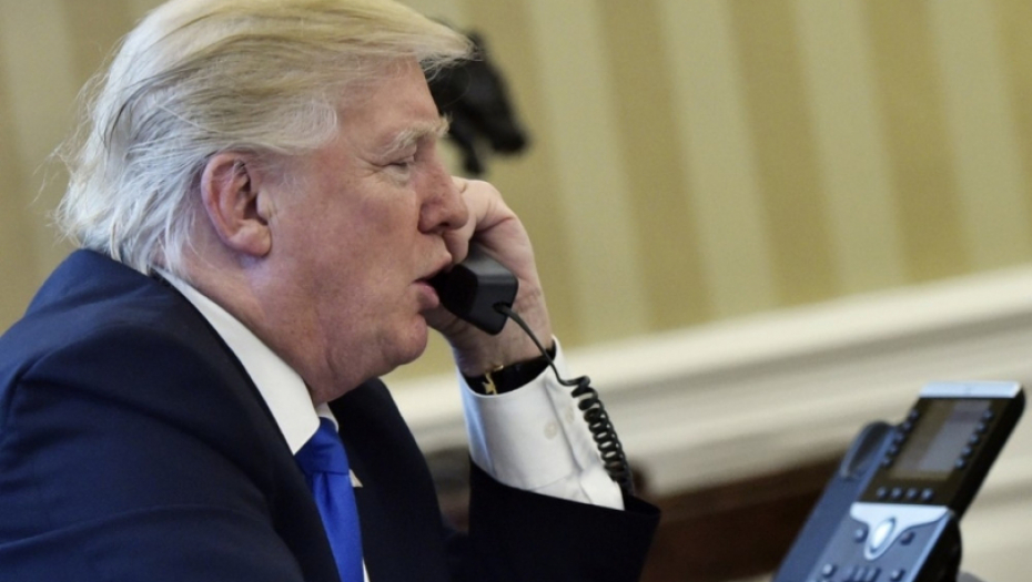 Tramp pričao sa putinom Putin telefon