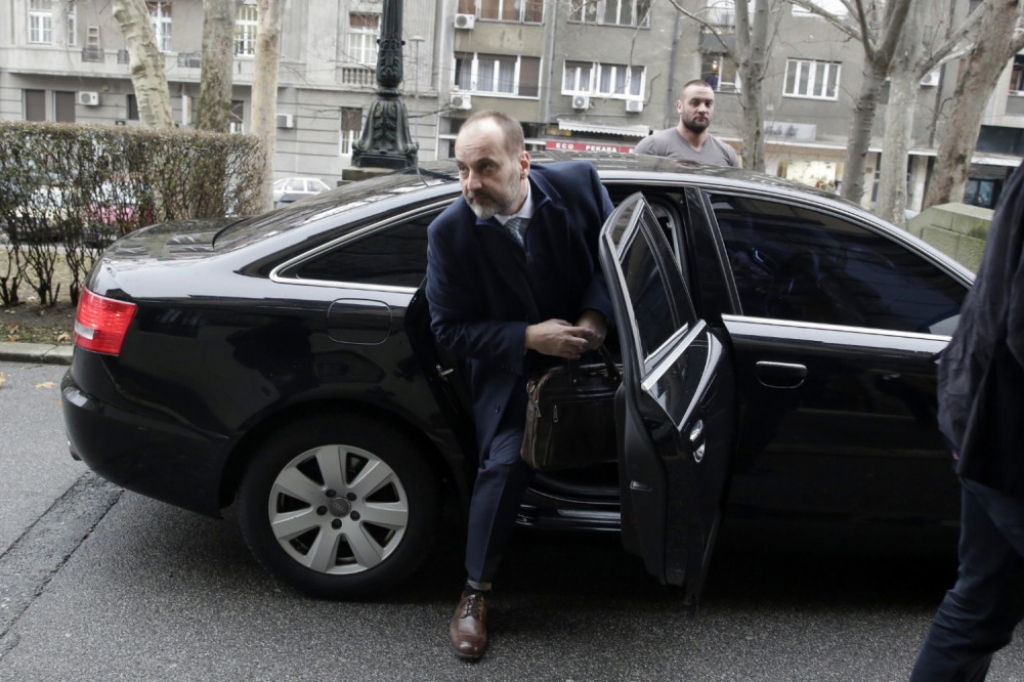 Saša Janković u Skupštini podnosi ostavku