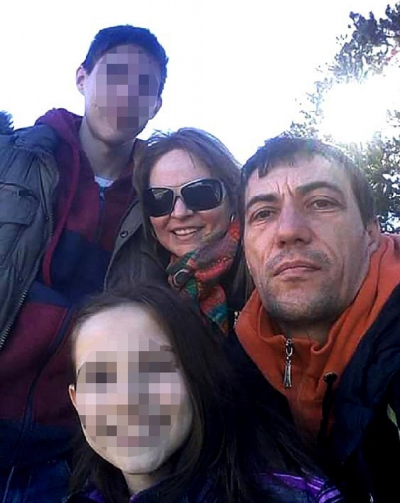 Dejan Kovačević sa porodicom