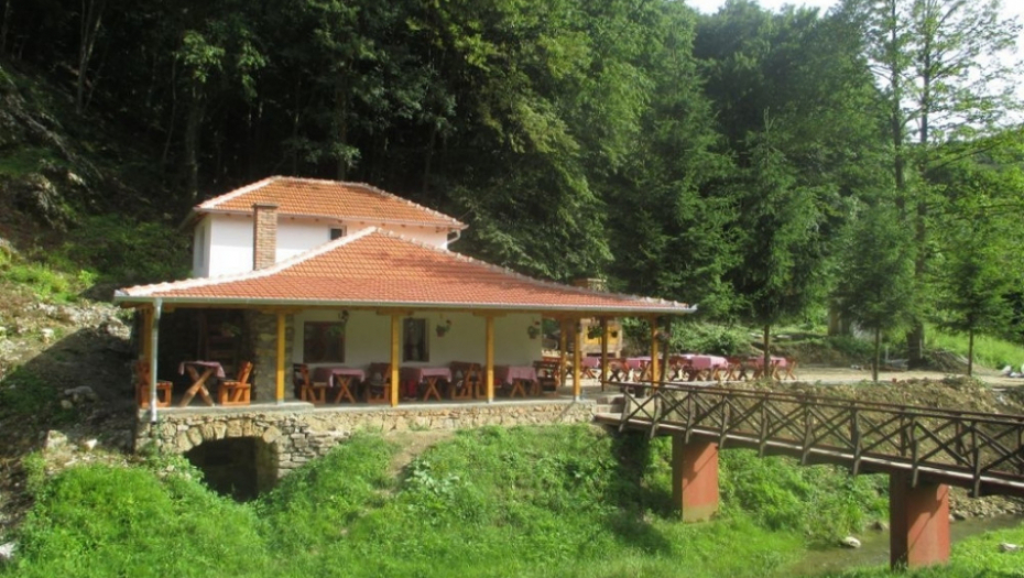 Restoran kod manastira Tumane
