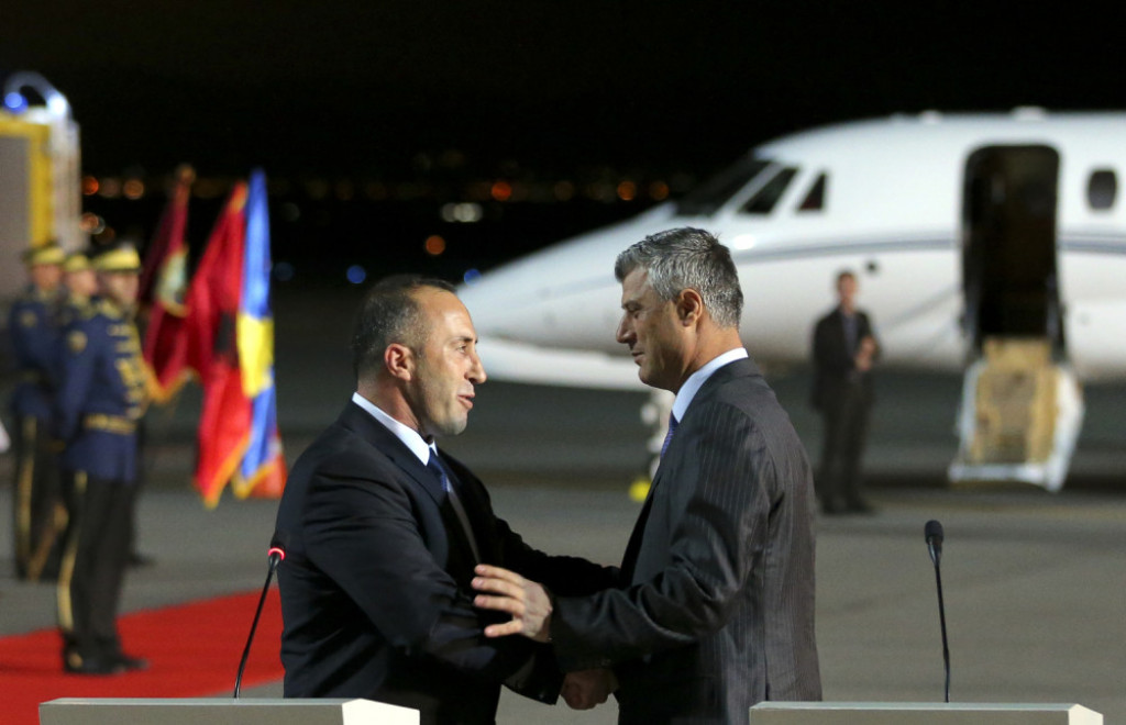 Zlo dočekalo zlo: Haradinaj i Tači na prištinskom aerodromu