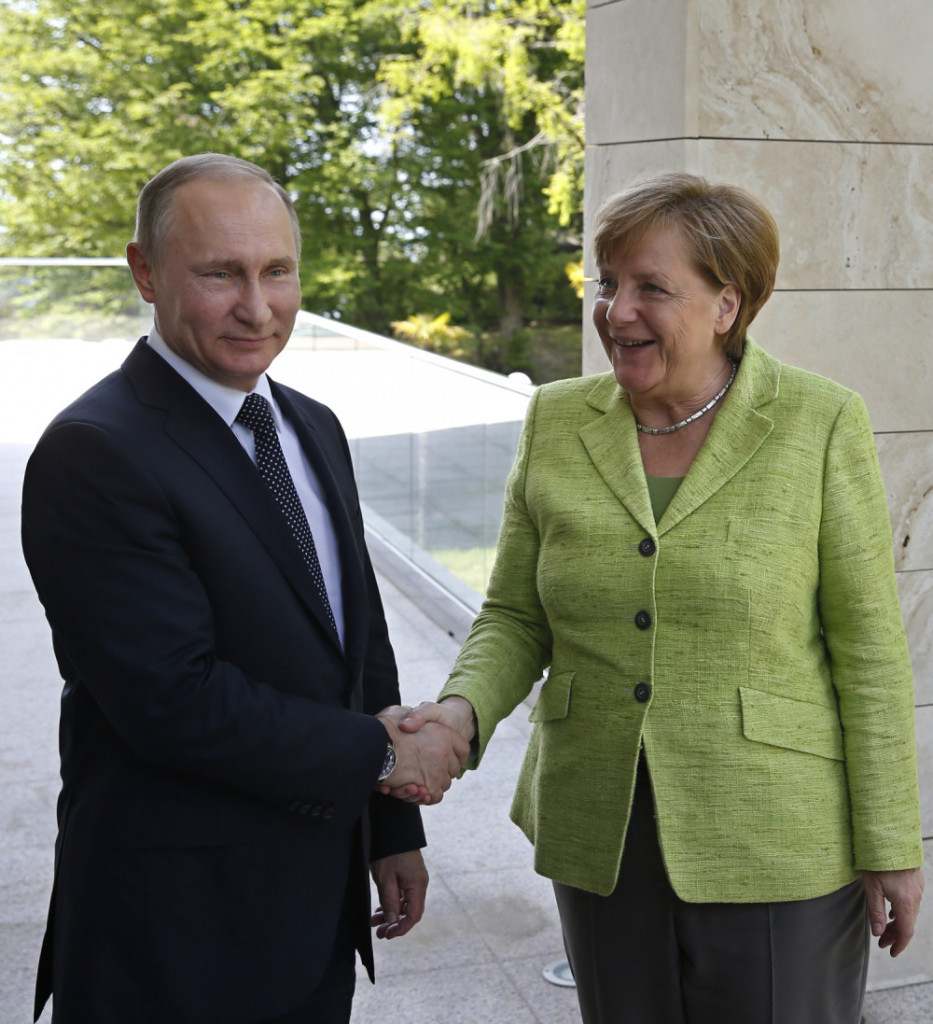 Vladimir Putin i Angela Merkel
