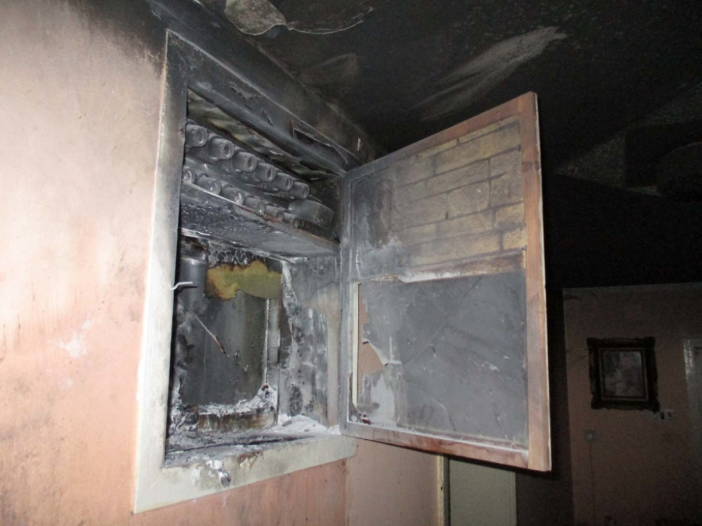 Grom udario u kuću Razvodna tabla strujomer