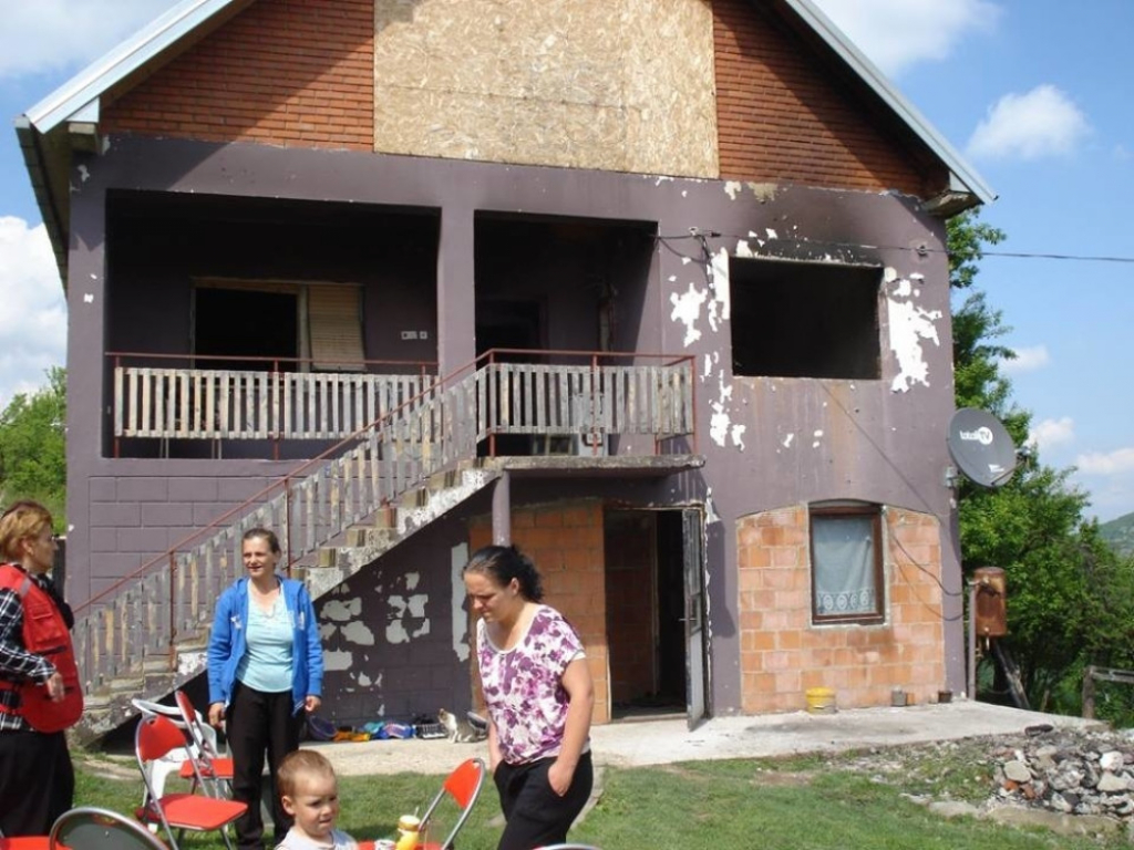 Grom uništio kuću kod Krupnja