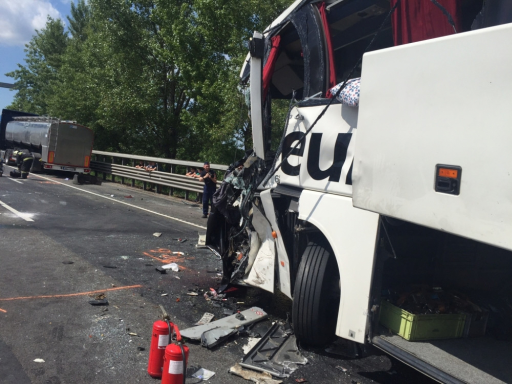Srpski autobus uništen u Mađarskoj