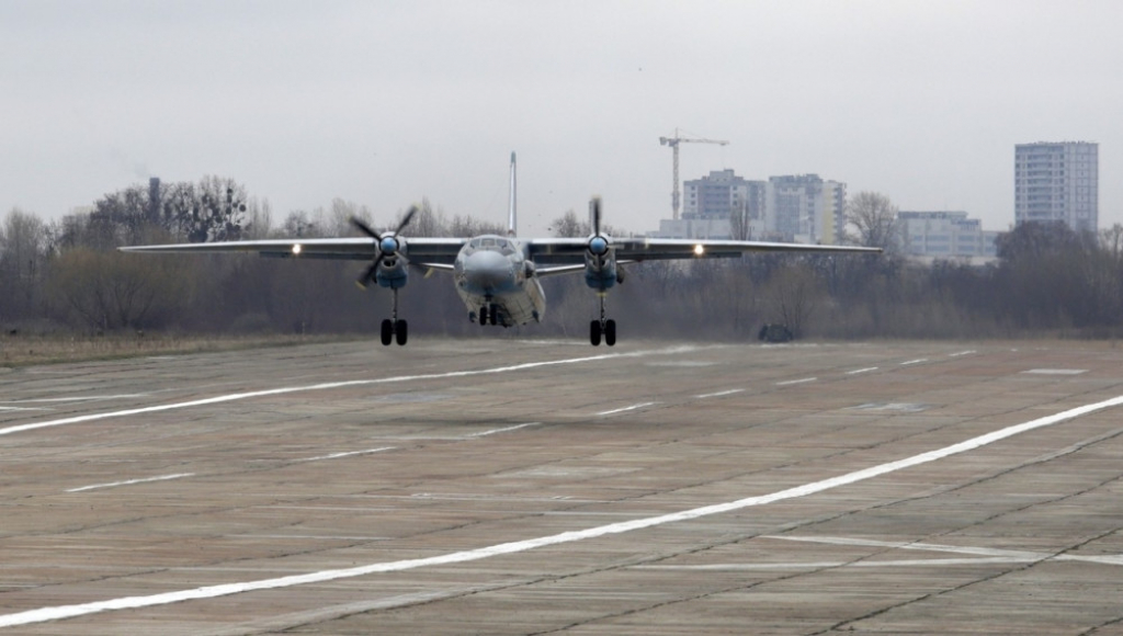 Ruski vojni transportni avion Antonov An-26
