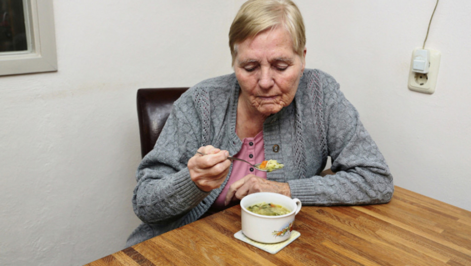 Penzionerka hrana siromaštvo supa čorba