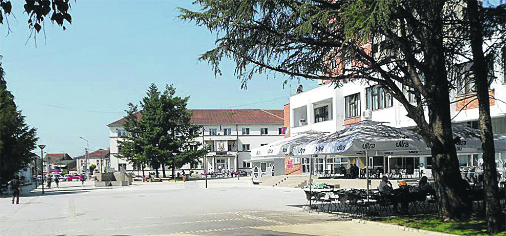 Na ovom trgu je pucao razočarani mladoženja