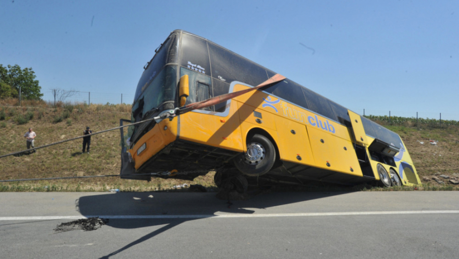 Nesreća autobus Feketić