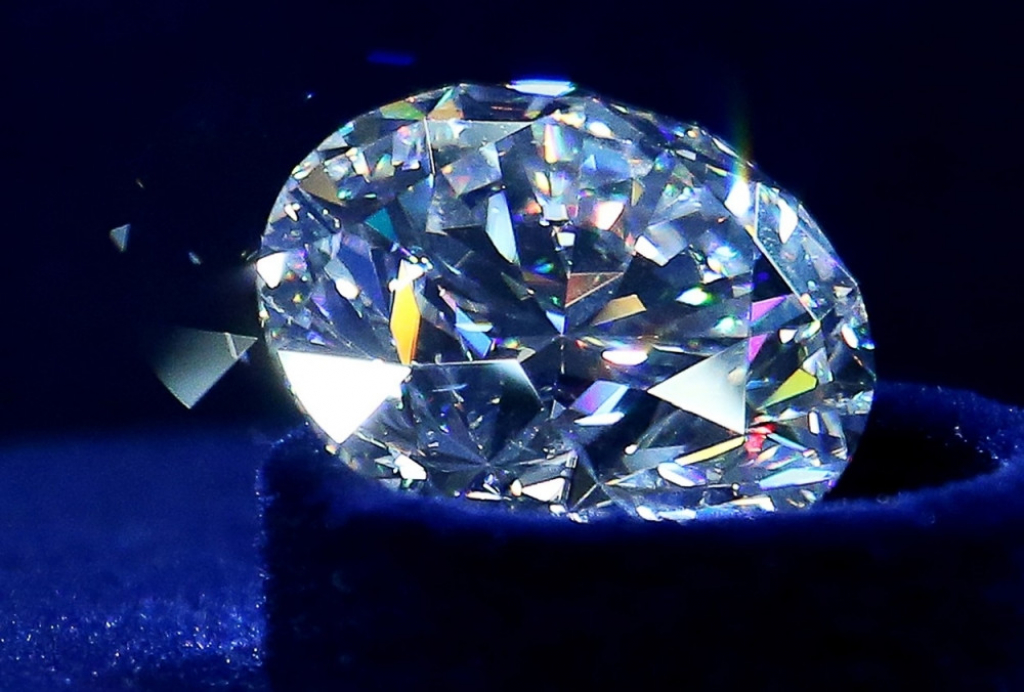 Dijamant iz kolekcije Dinastija