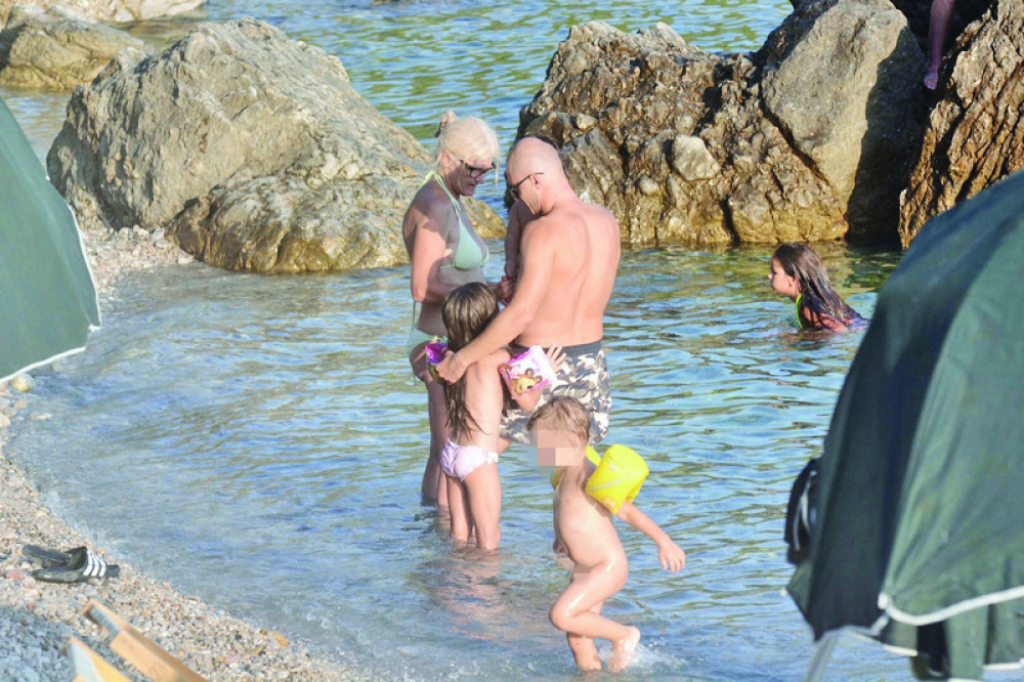 Sale Tropiko na moru