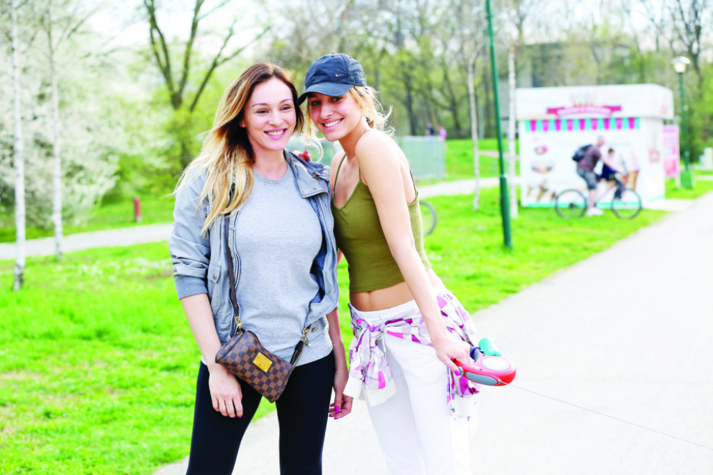 Anabela Atijas i Luna Đogani