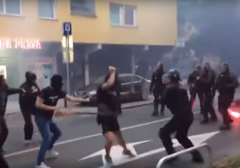 Sukob huligana i policije u Mariboru