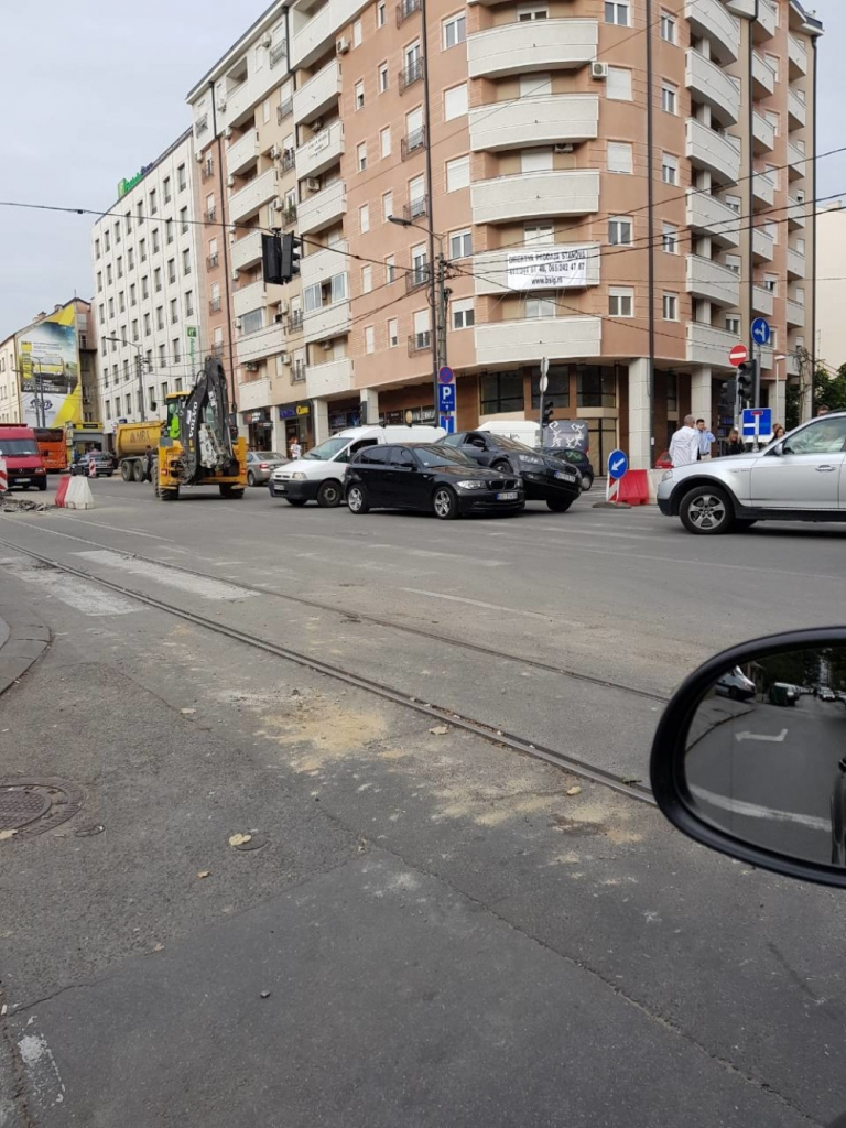 Saobraćajna nesreća Ruzveltova i Kneza Danila