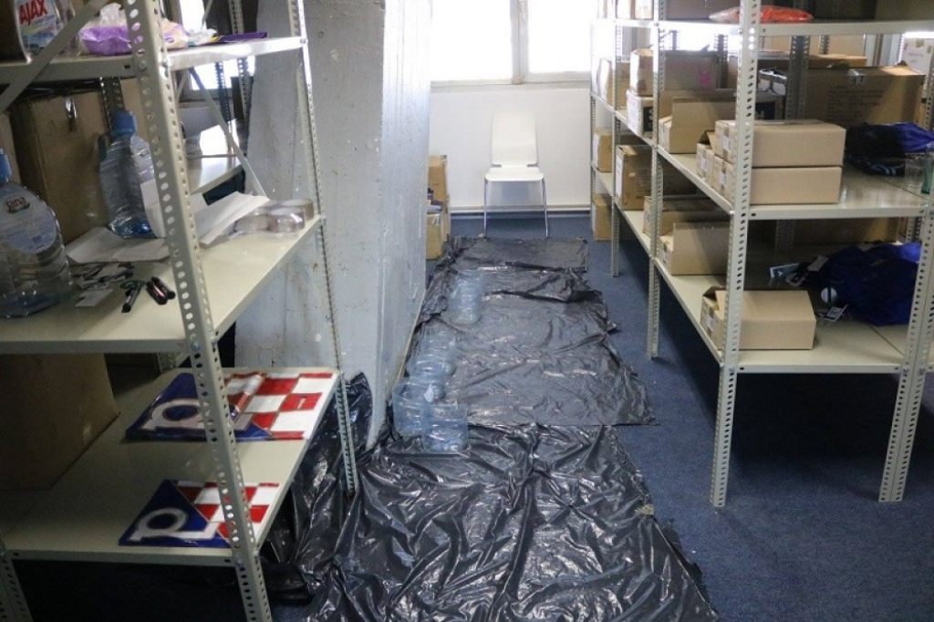 Maksimir prokišnjava, čelnici Dinama mole za novi stadion