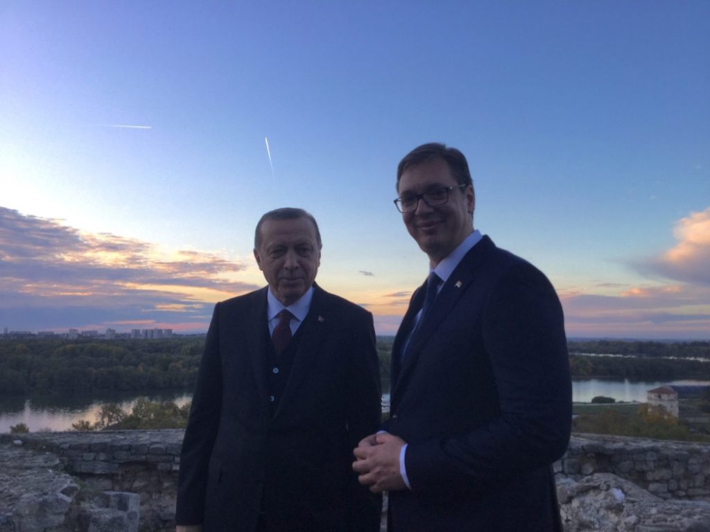 Vučić i Erdogan sa delegacijama u šetnji Kalemegdanom