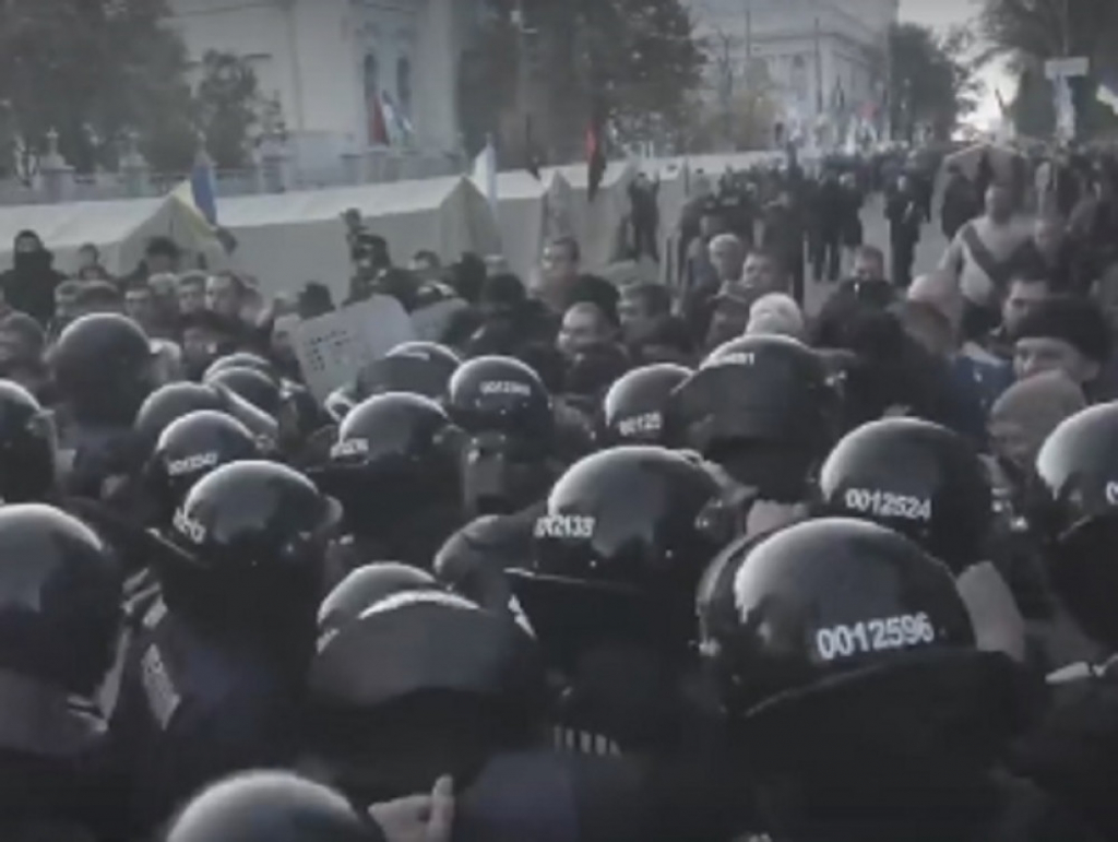 Neredi u Kijevu
