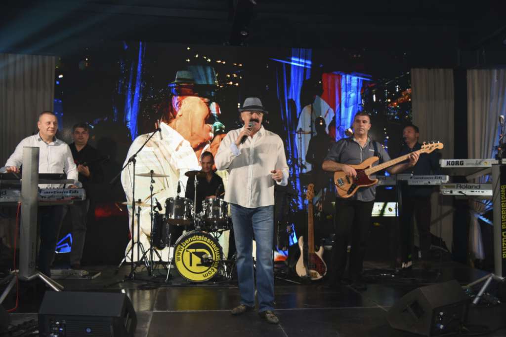 Haris Džinović žurka Ninamedia