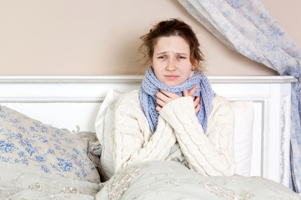 Prehlada grip bolest temperatura kijanje kašalj bronhitis