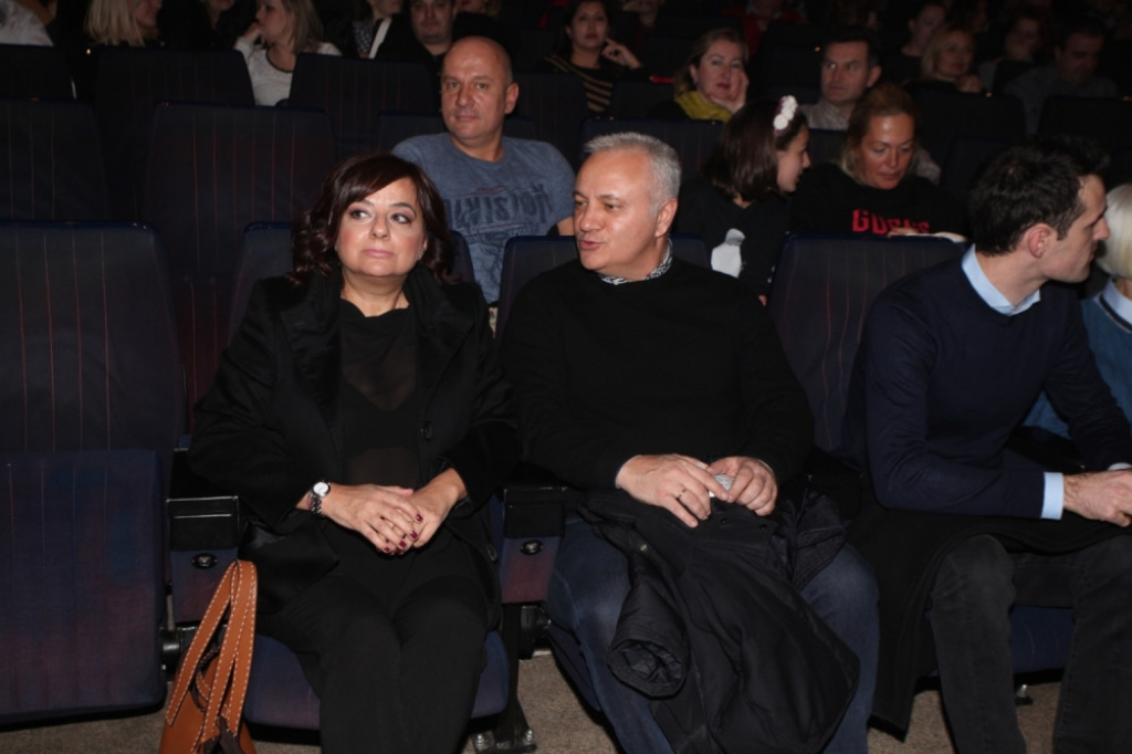 Mlađan Dinkić sa suprugom na koncetu Željka Joksimovića